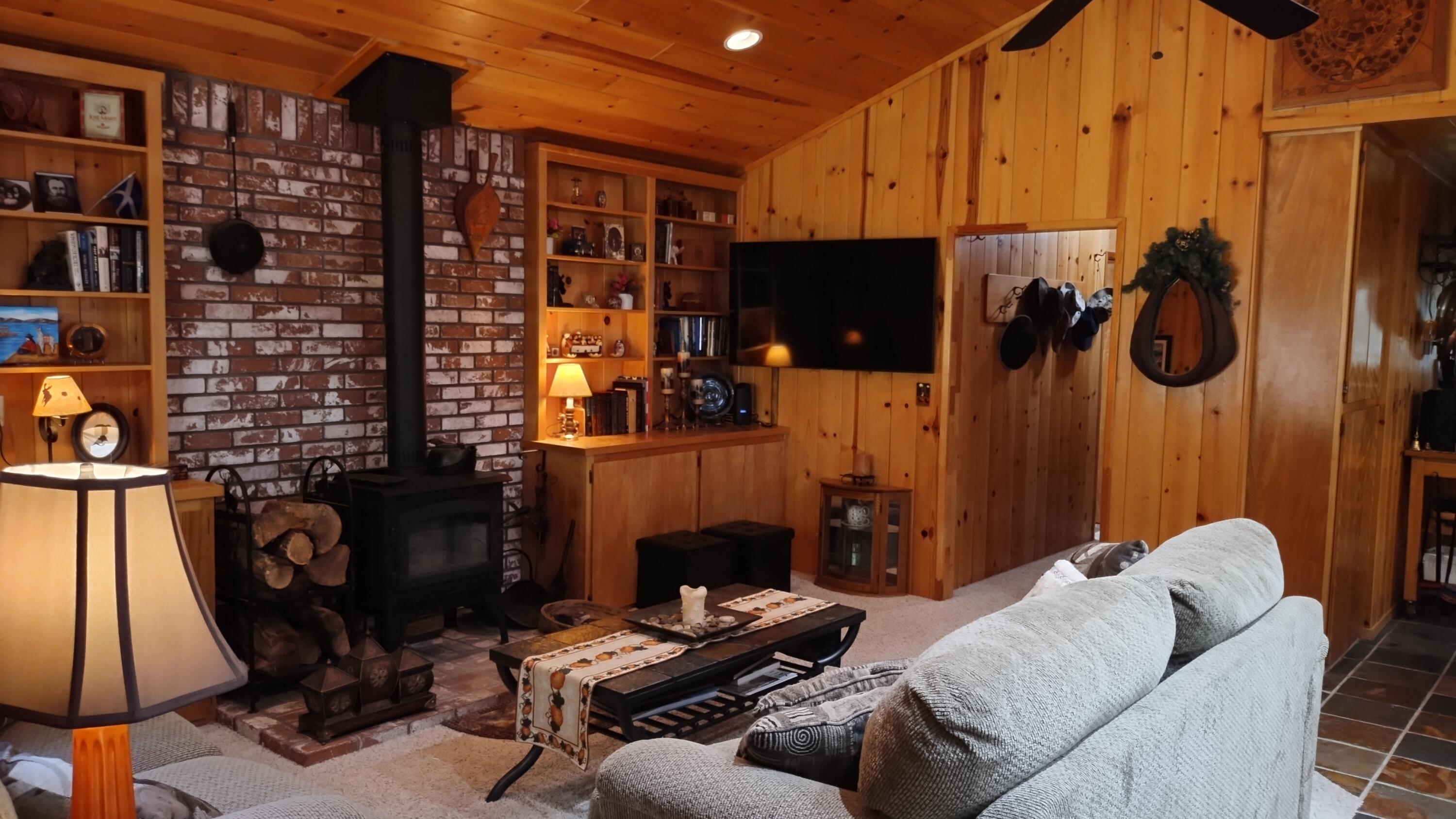 54814 Ponderosa Drive