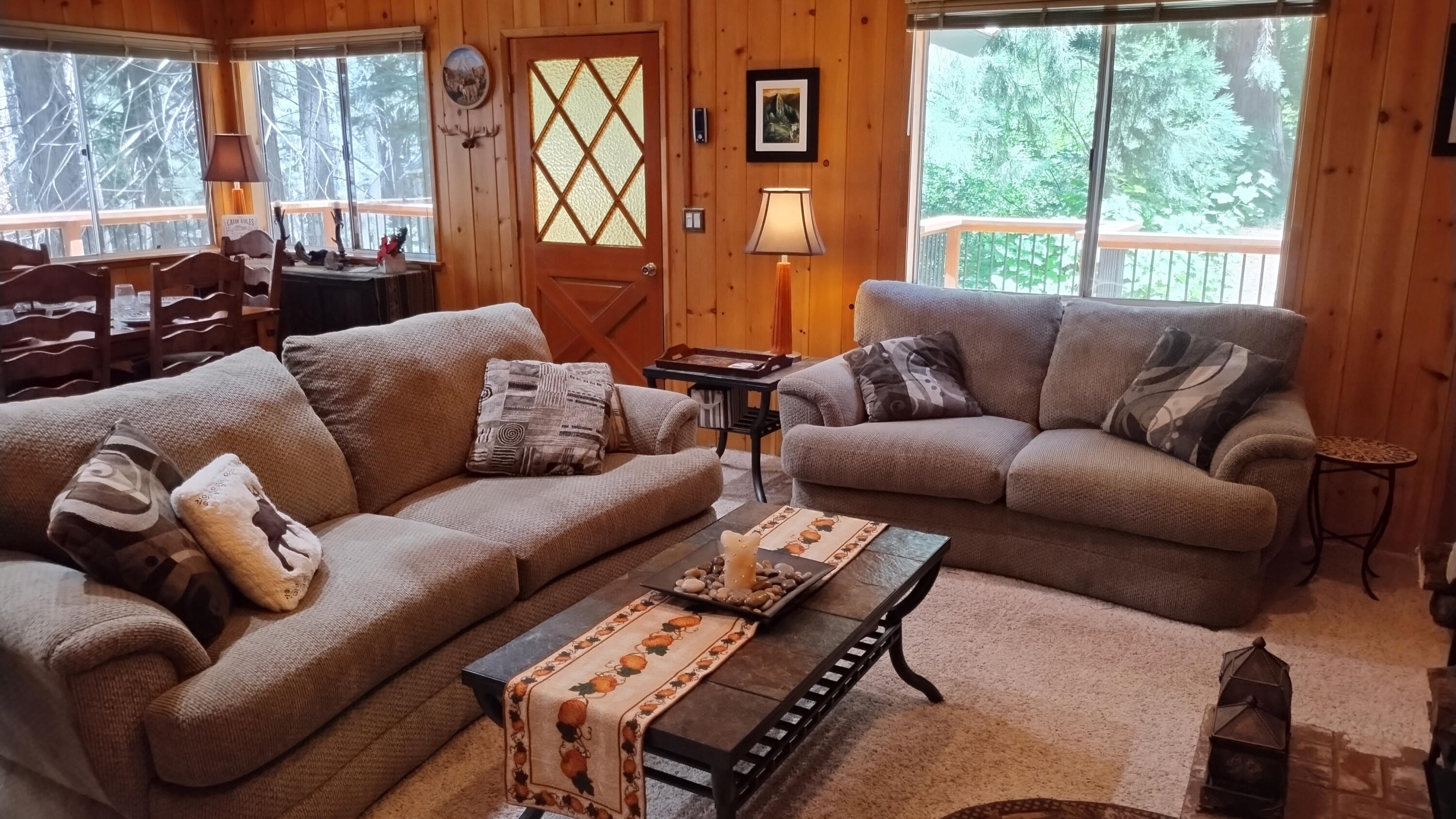 54814 Ponderosa Drive