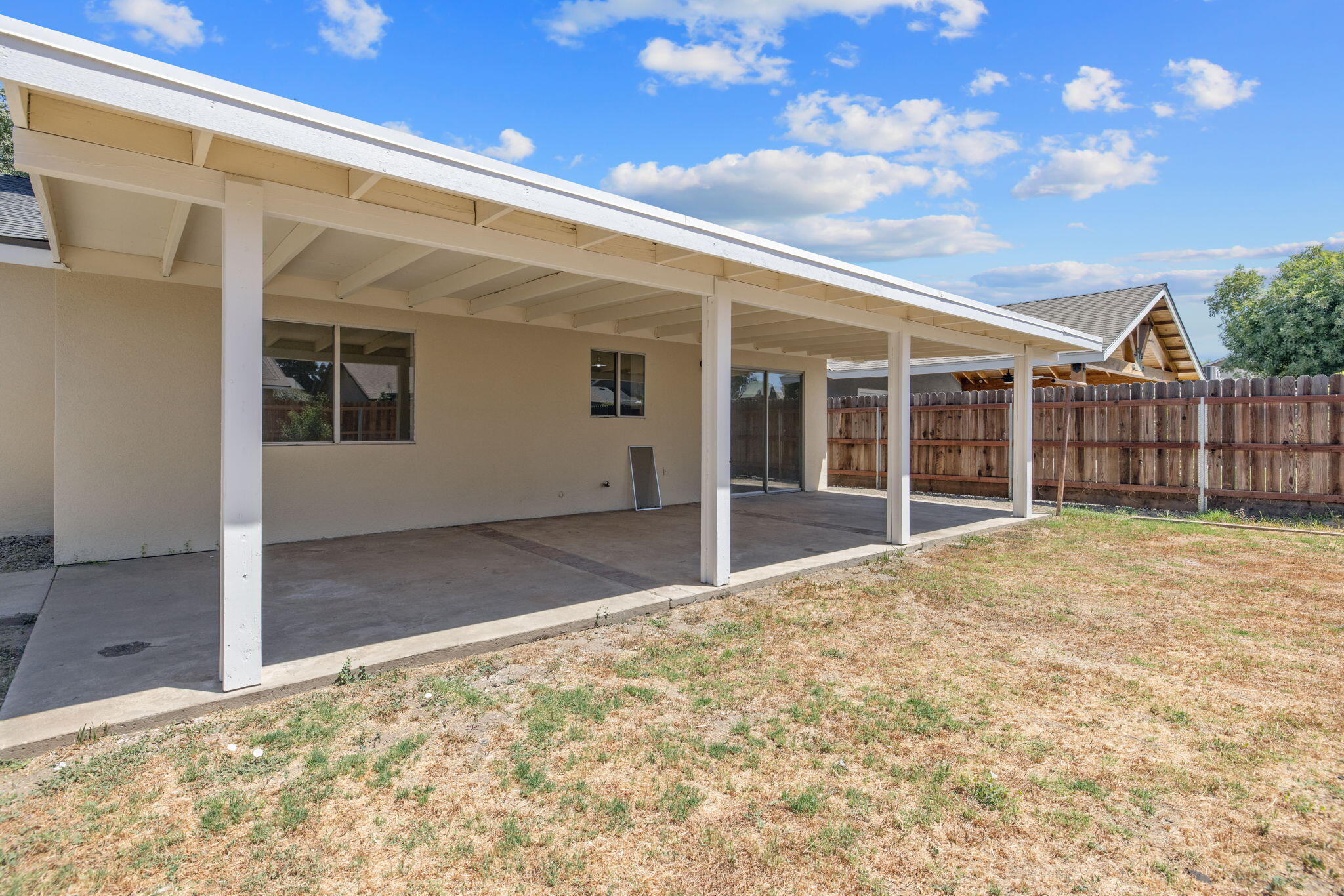 821 W Lark Court