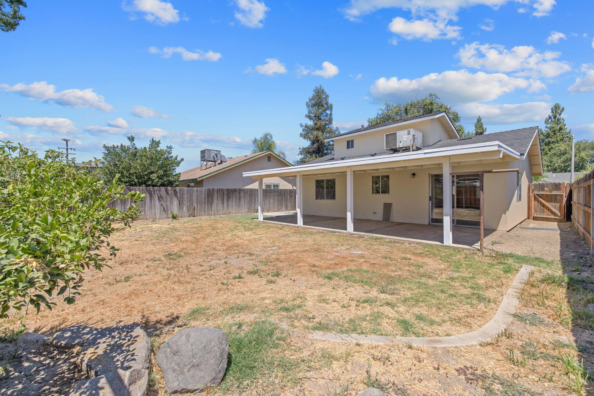 821 W Lark Court