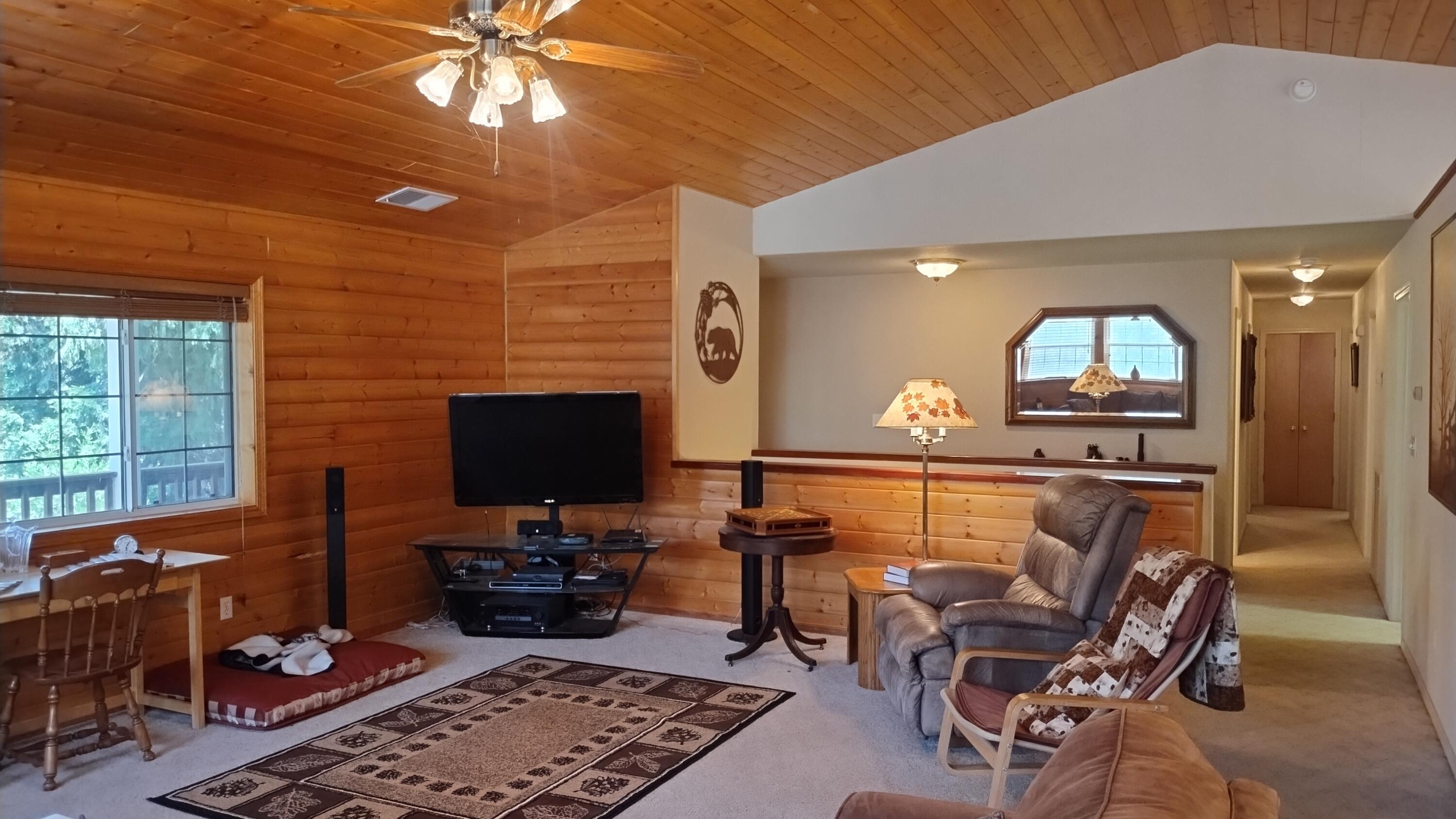 1309 Wy Court