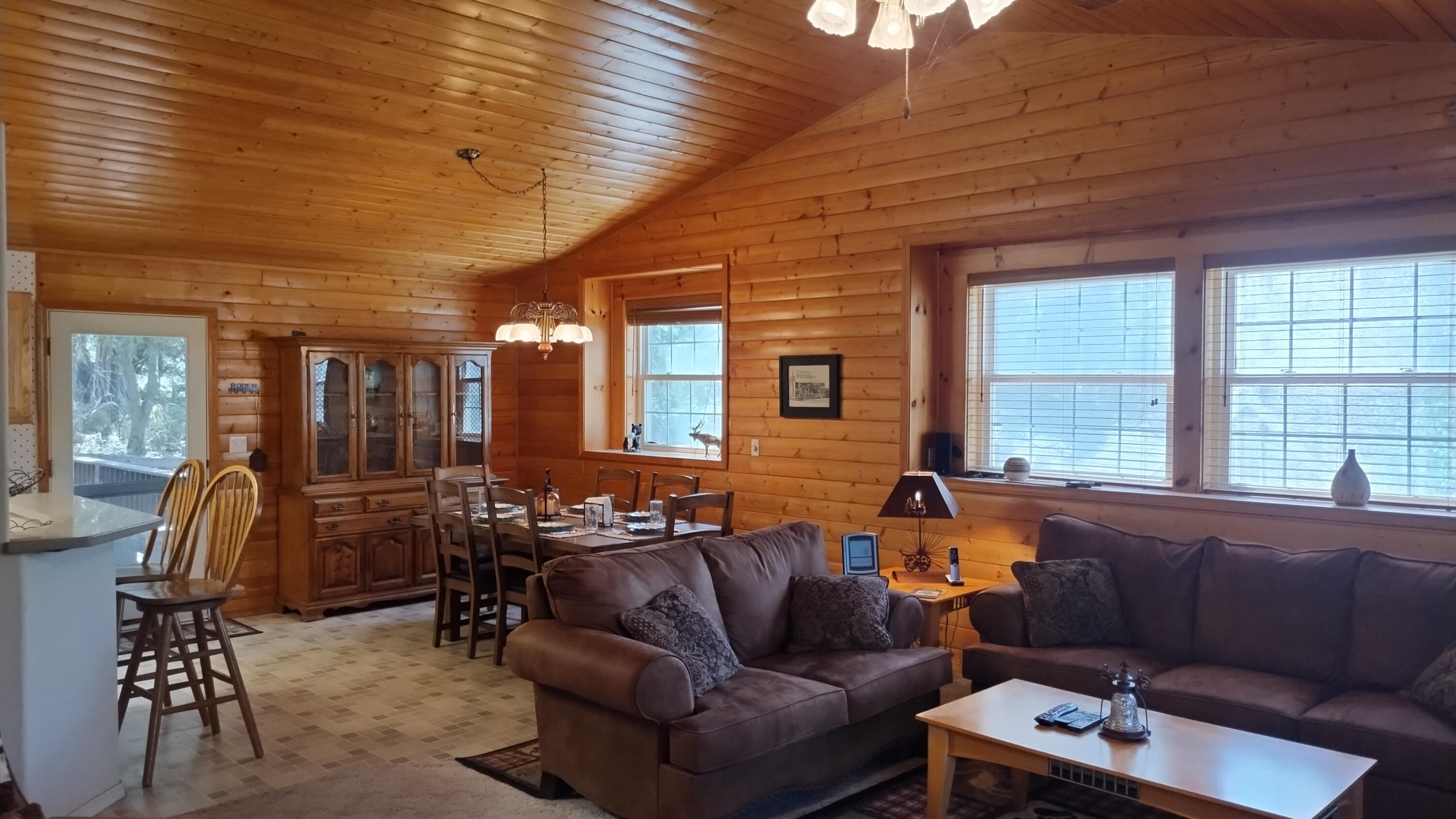 1309 Wy Court