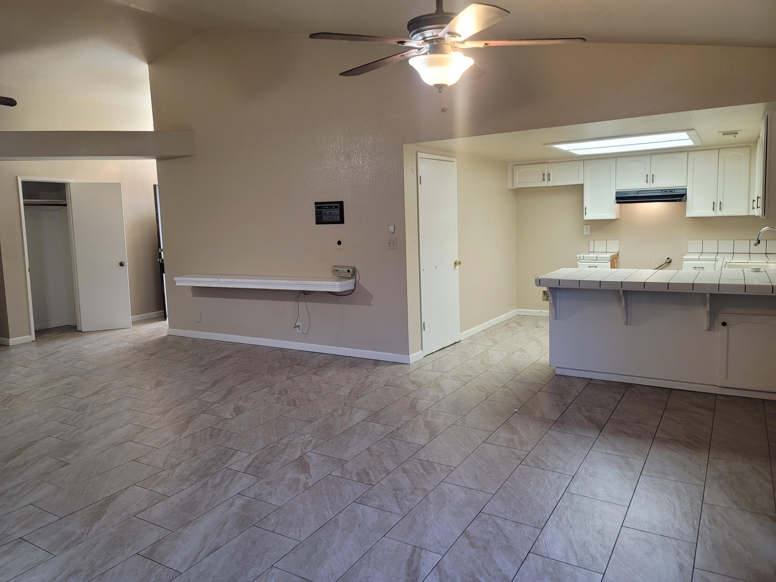 516 N Velie Drive