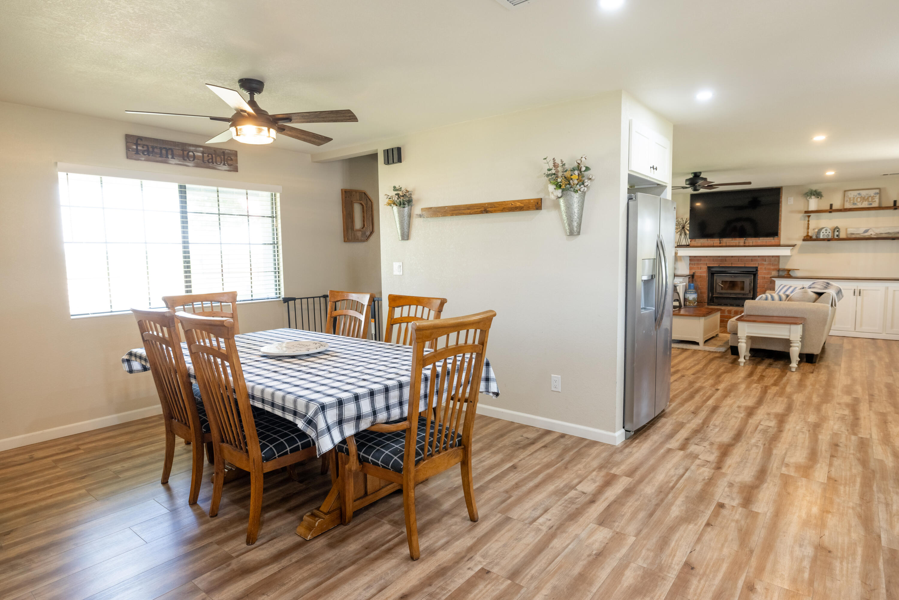 13096 Ave 232
