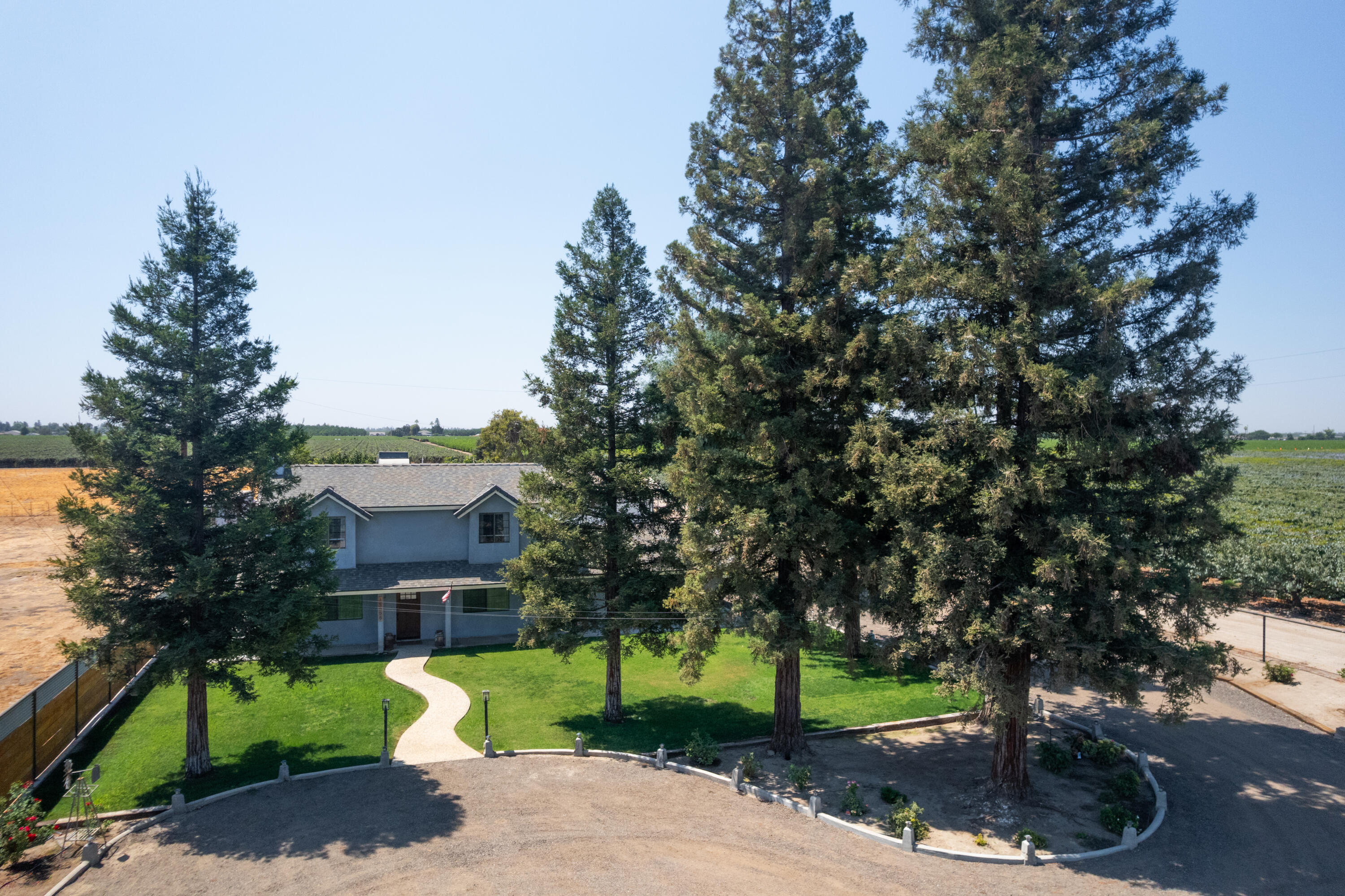 13096 Ave 232