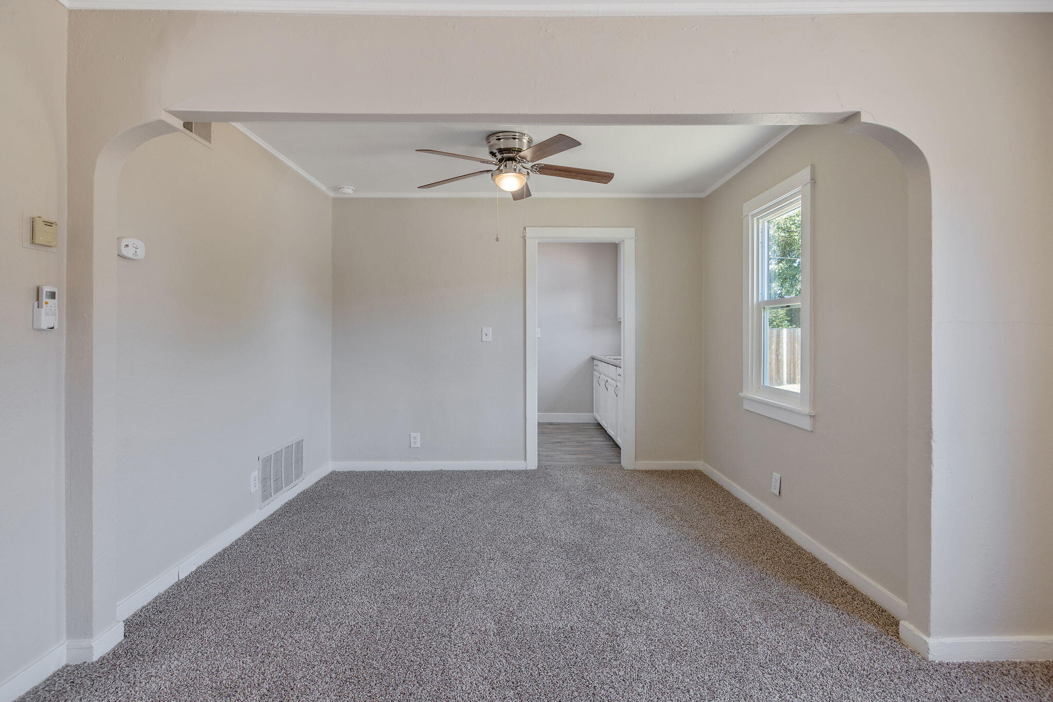 125 N N Hicks Street, A
