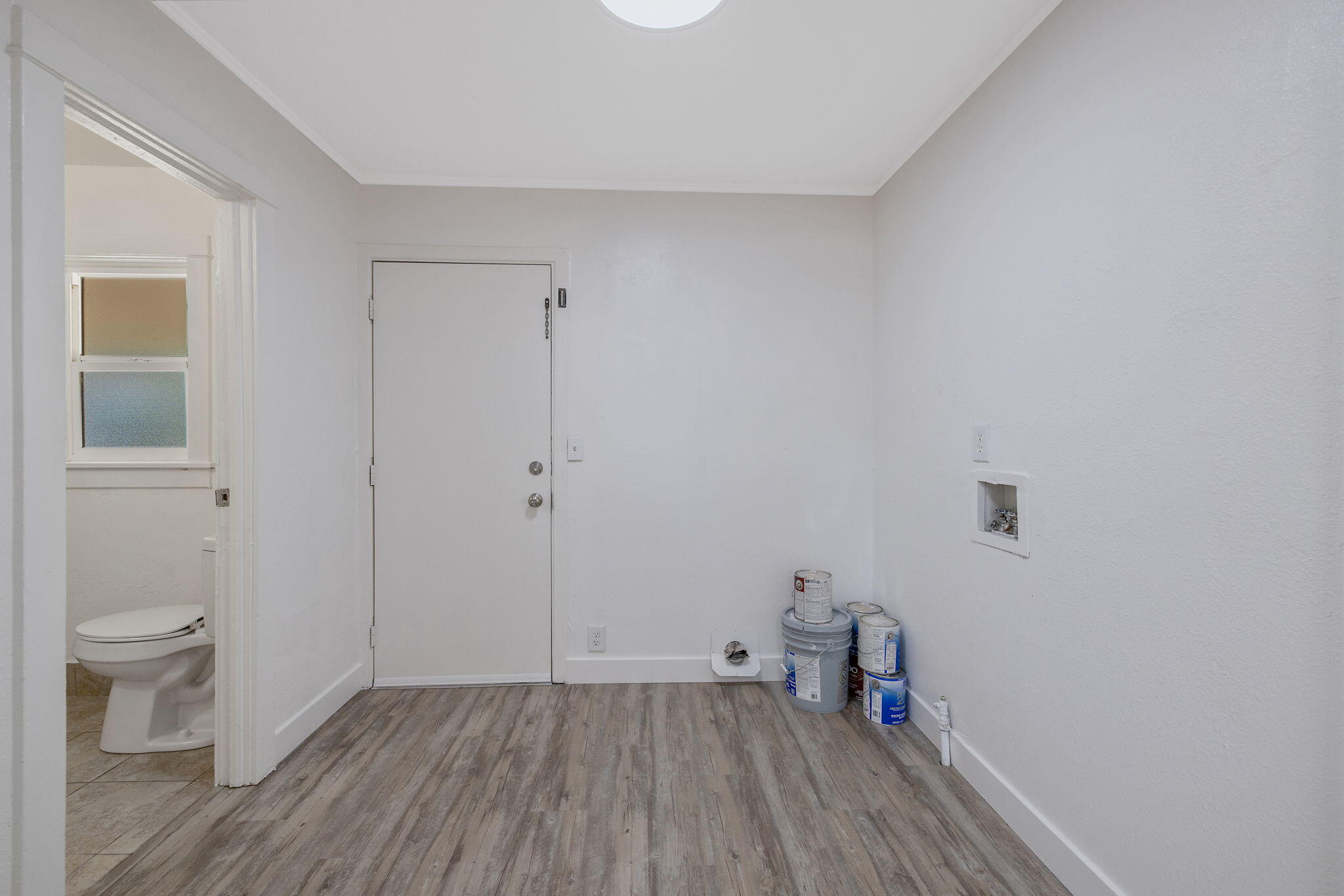 125 N N Hicks Street, A