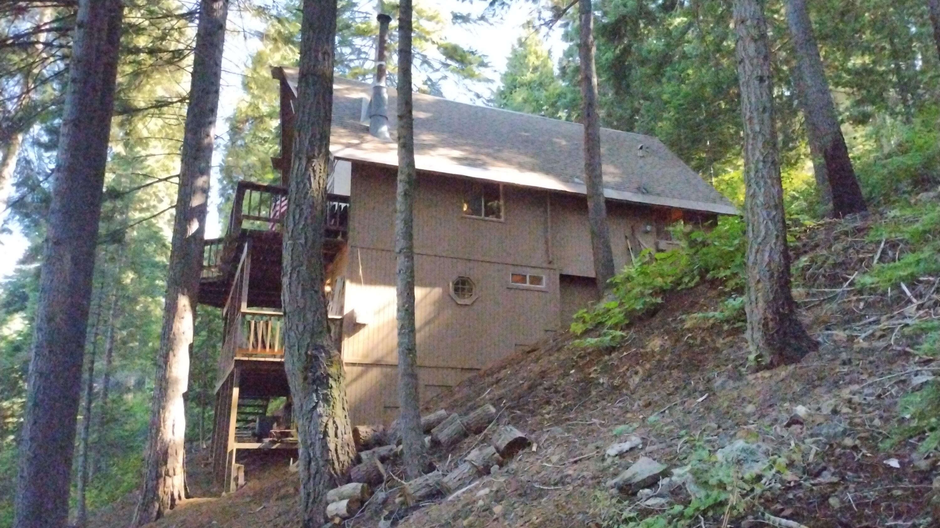 54868 Chinquapin Drive