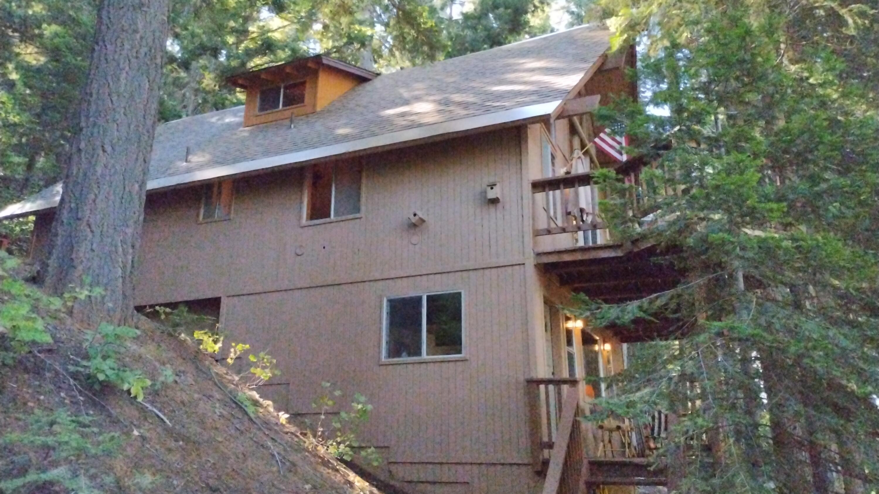 54868 Chinquapin Drive