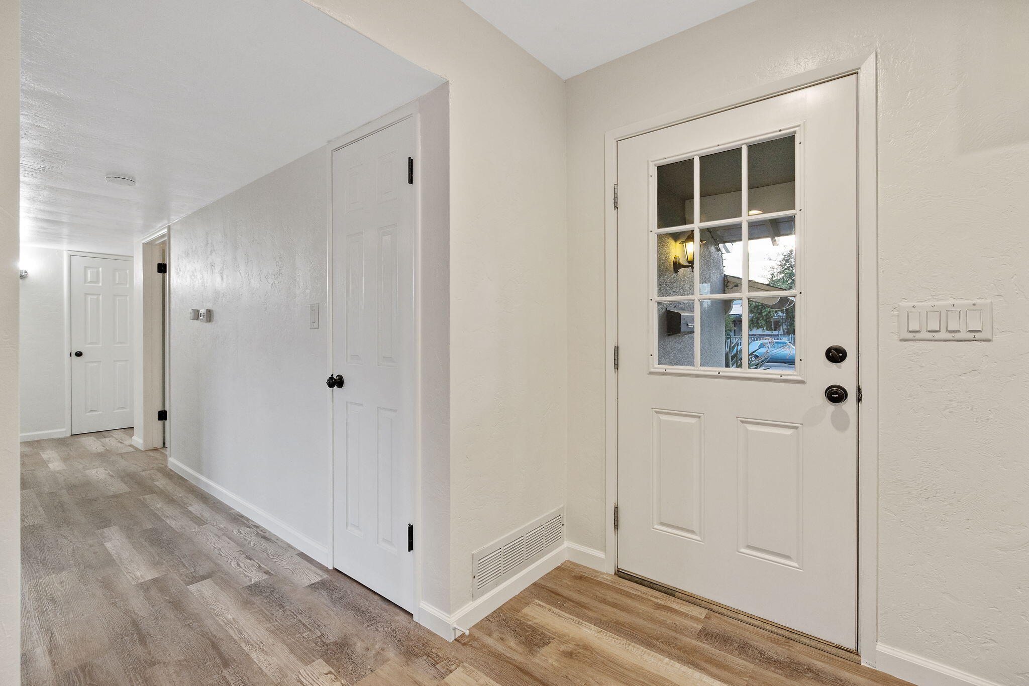 2320 S Locust Street