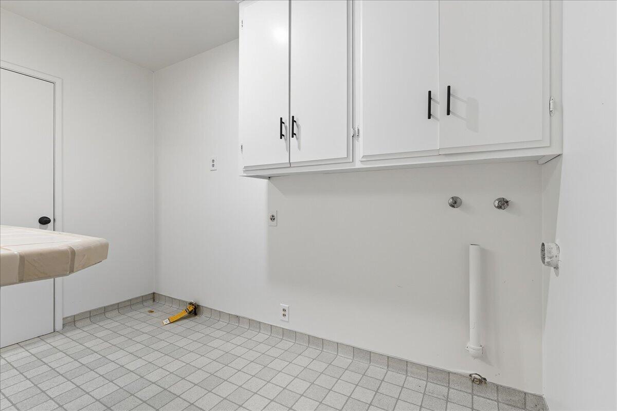 407 Channing Way Way, Exeter