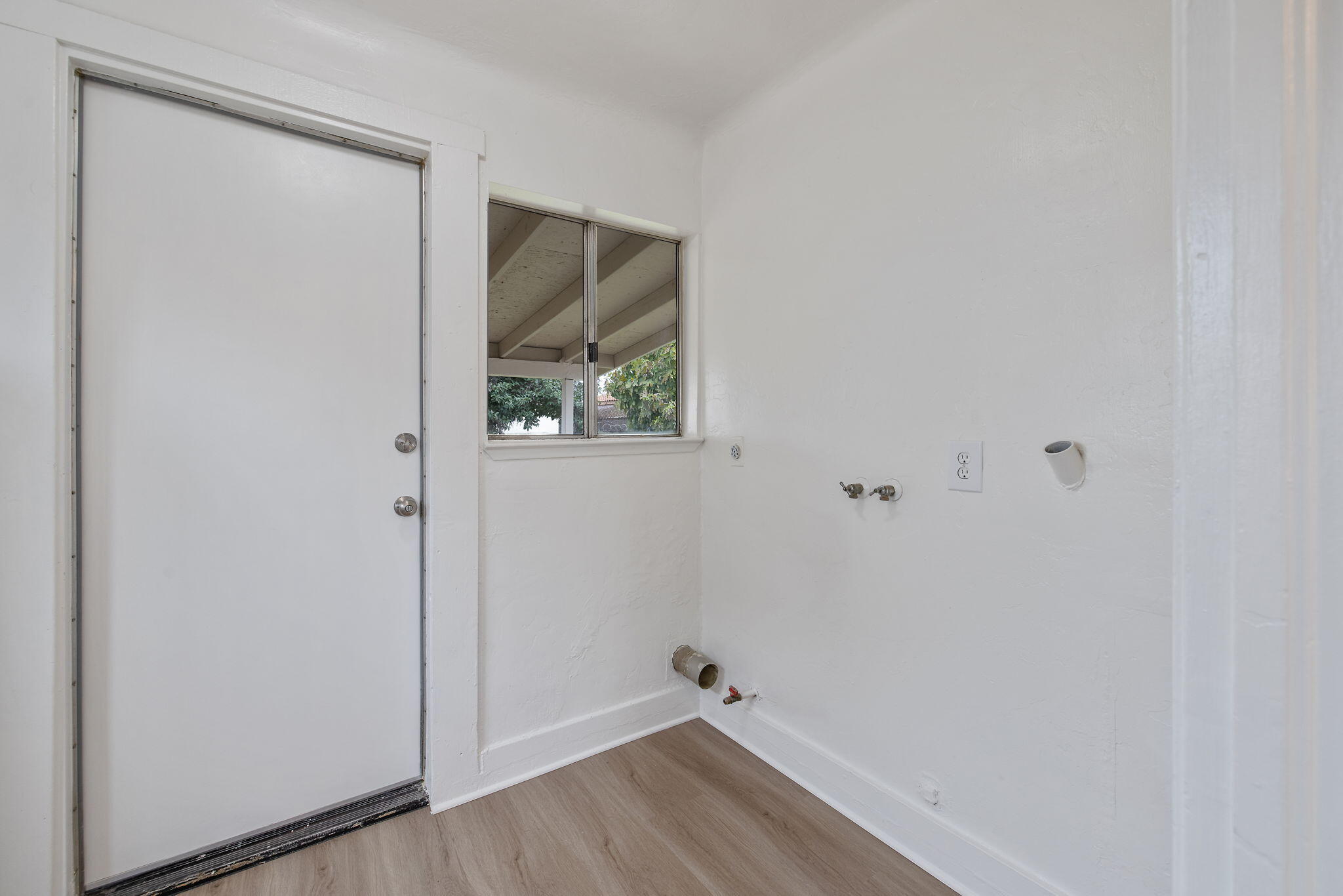 125 N Hicks Street, B