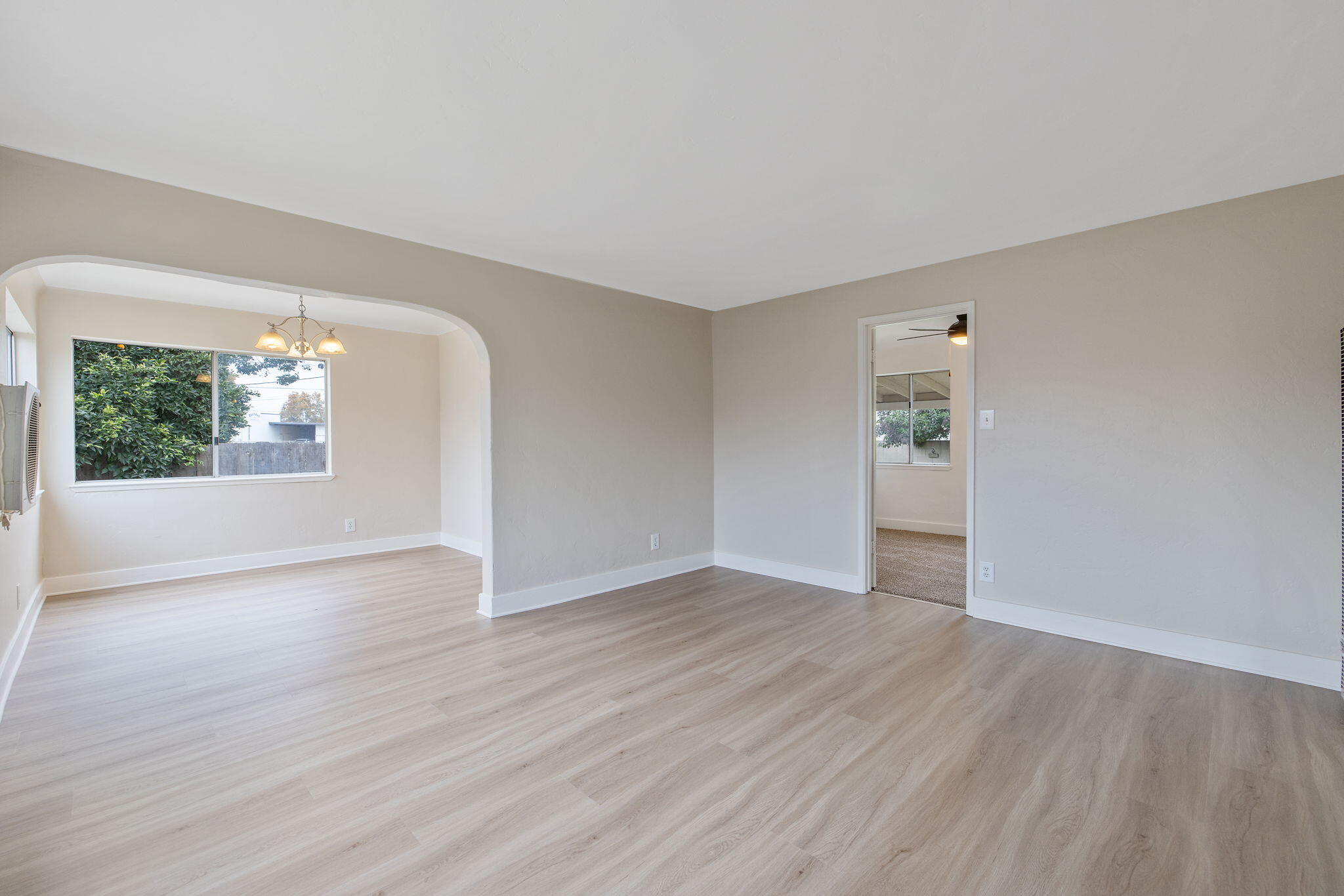 125 N Hicks Street, B