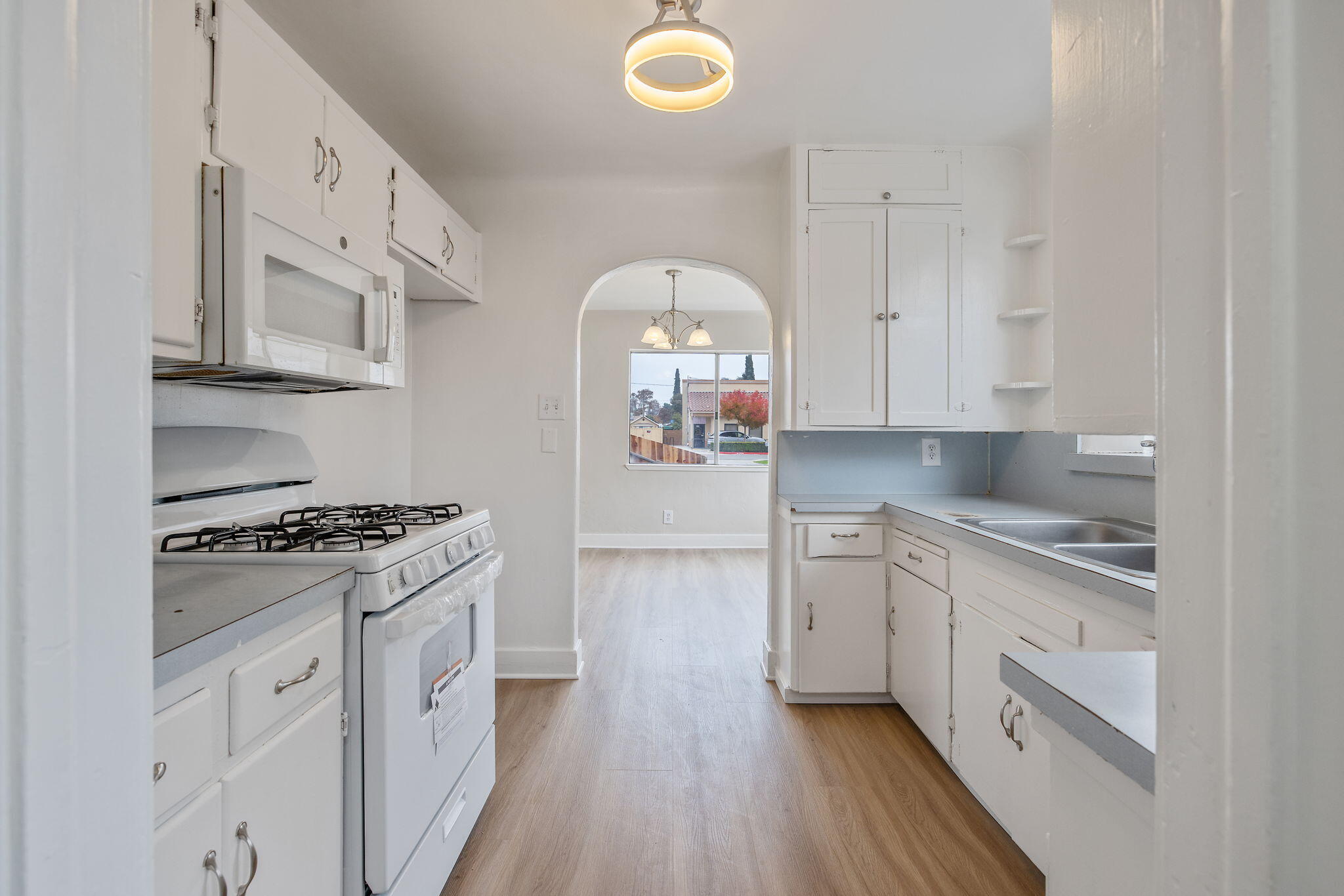 125 N Hicks Street, B