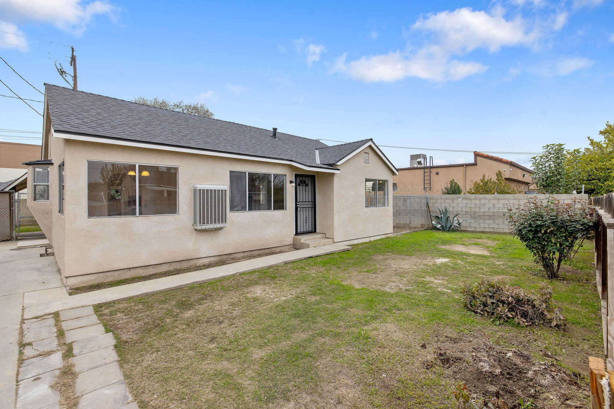 125 N Hicks Street, B