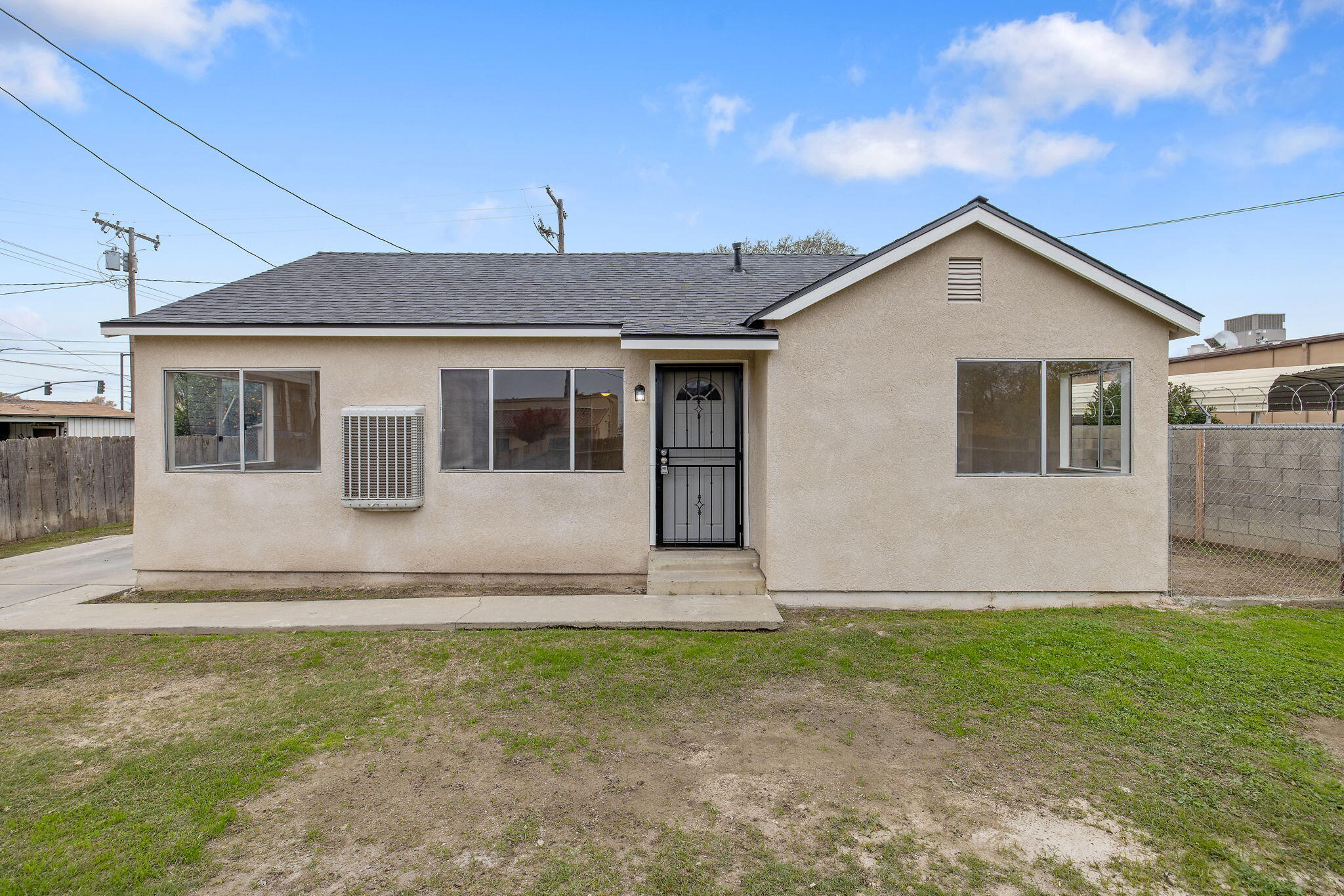 125 N Hicks Street, B