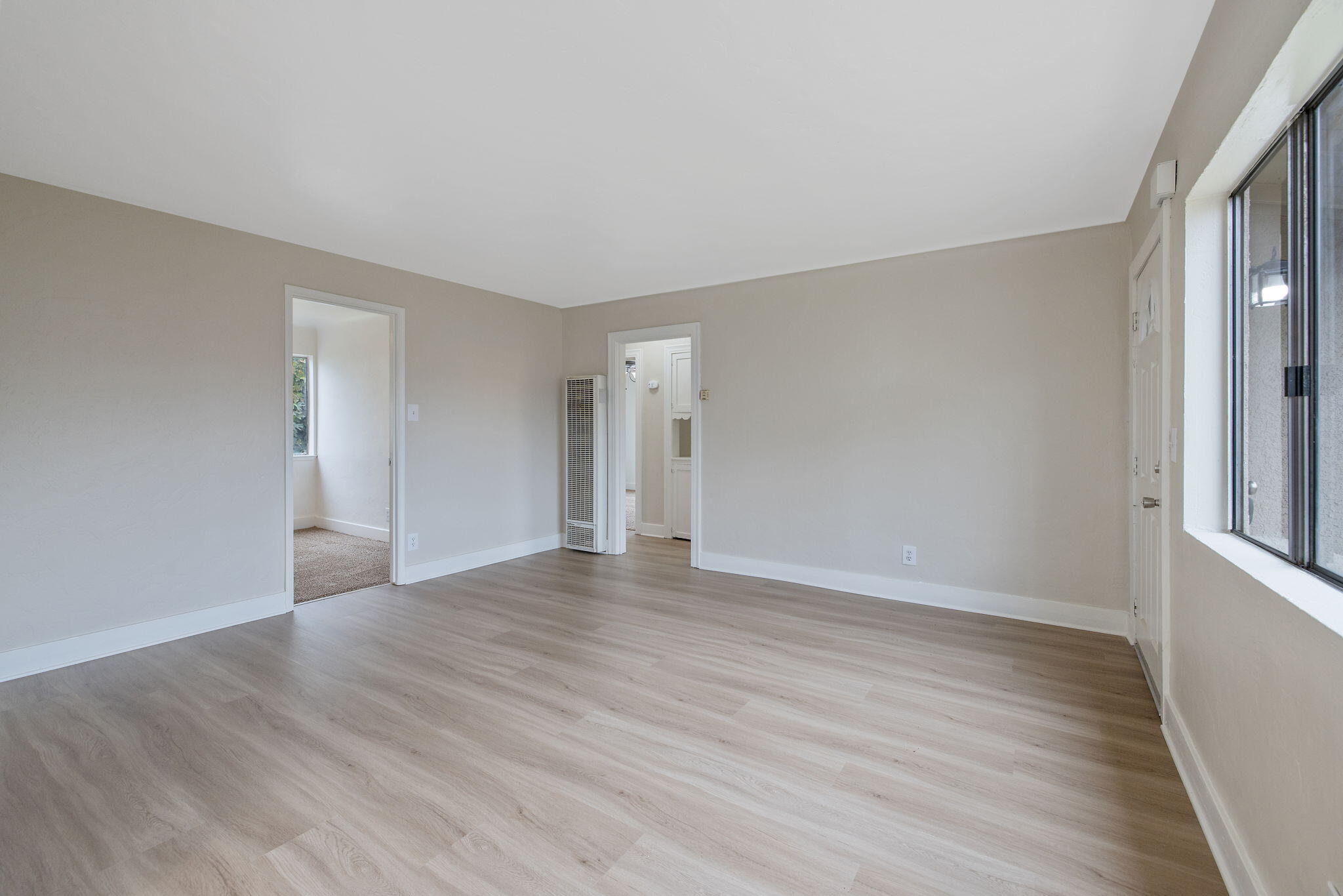 125 N Hicks Street, B