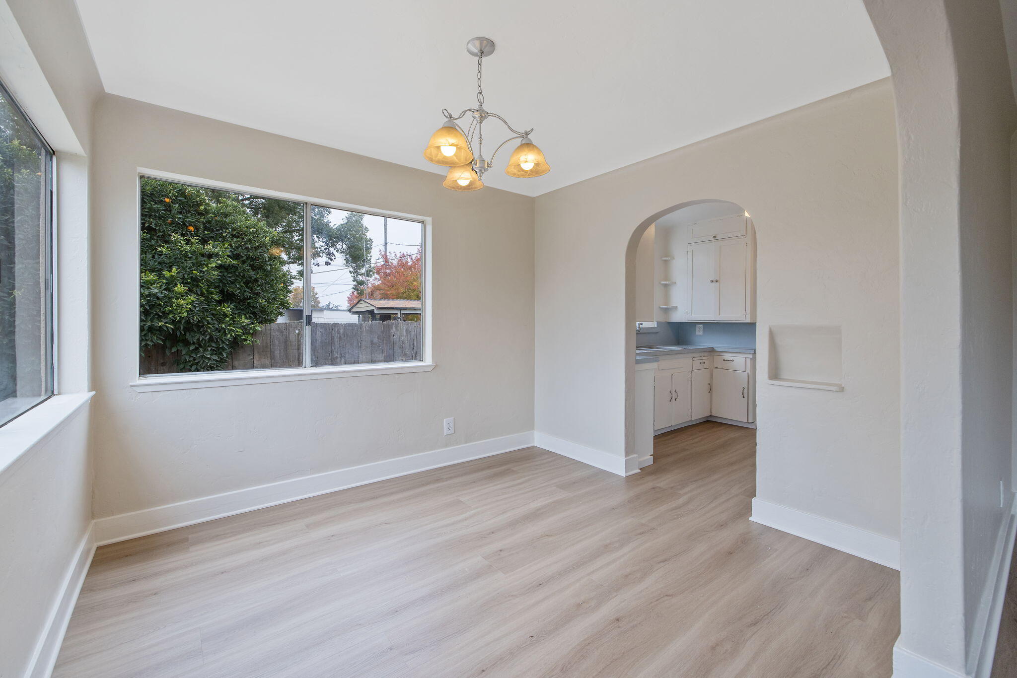 125 N Hicks Street, B