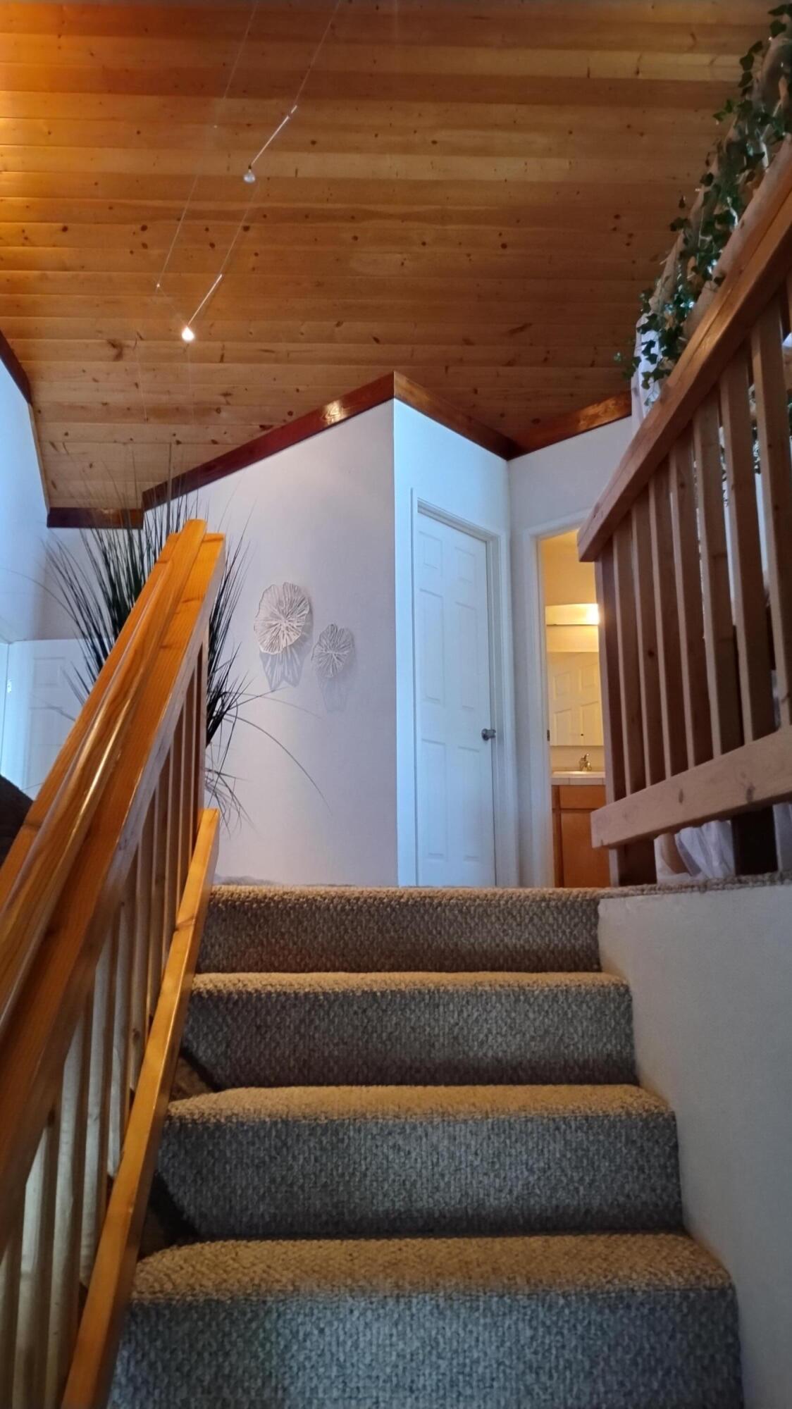 54622 Manzanita Drive