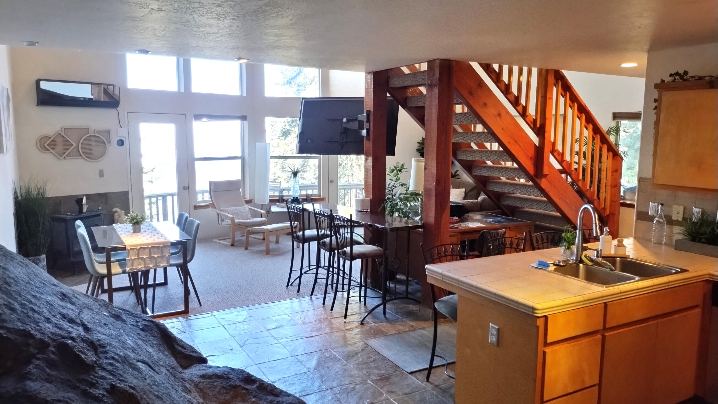 54622 Manzanita Drive