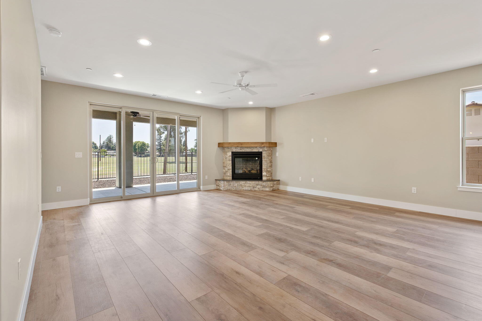 546 Little Lane