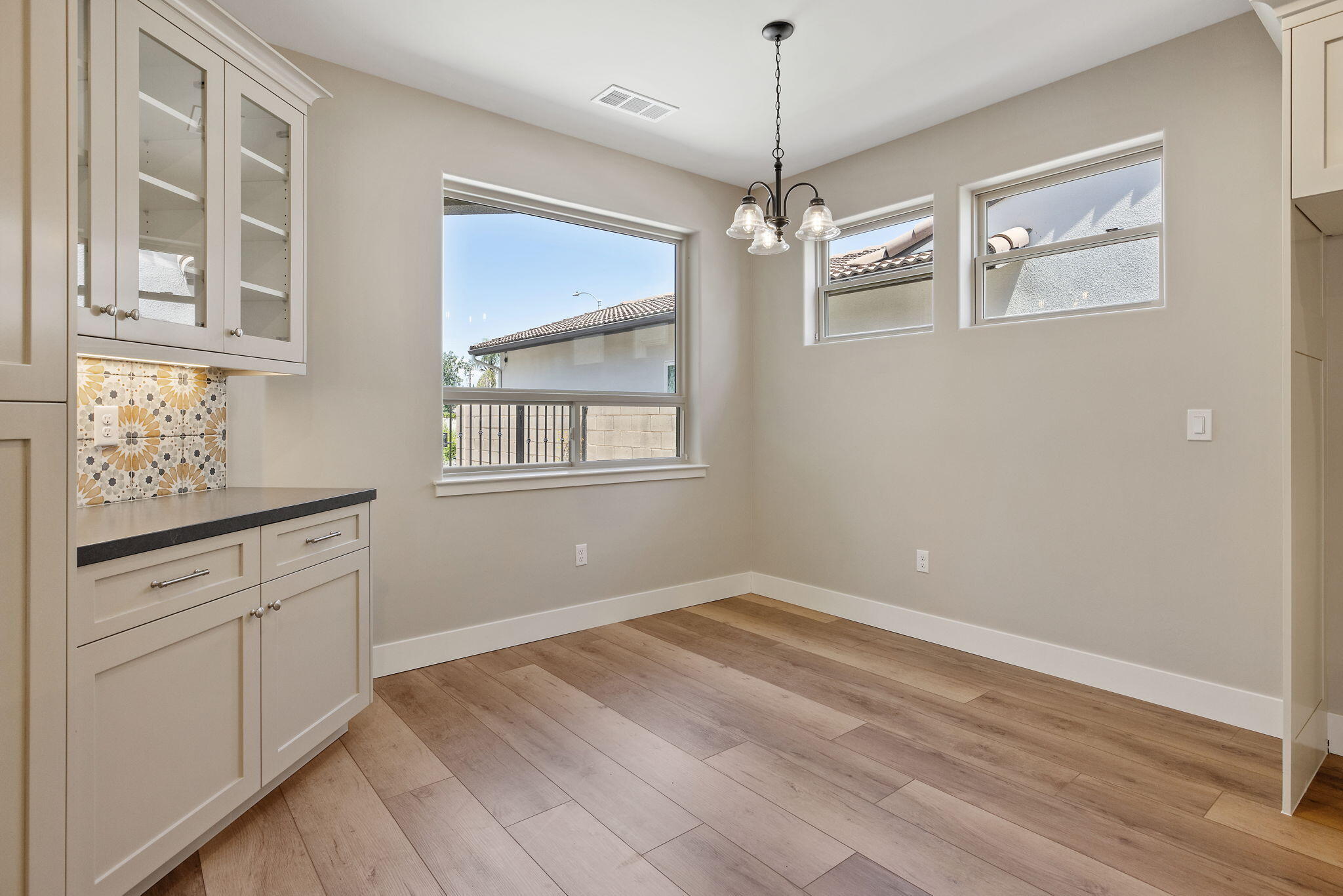 546 Little Lane