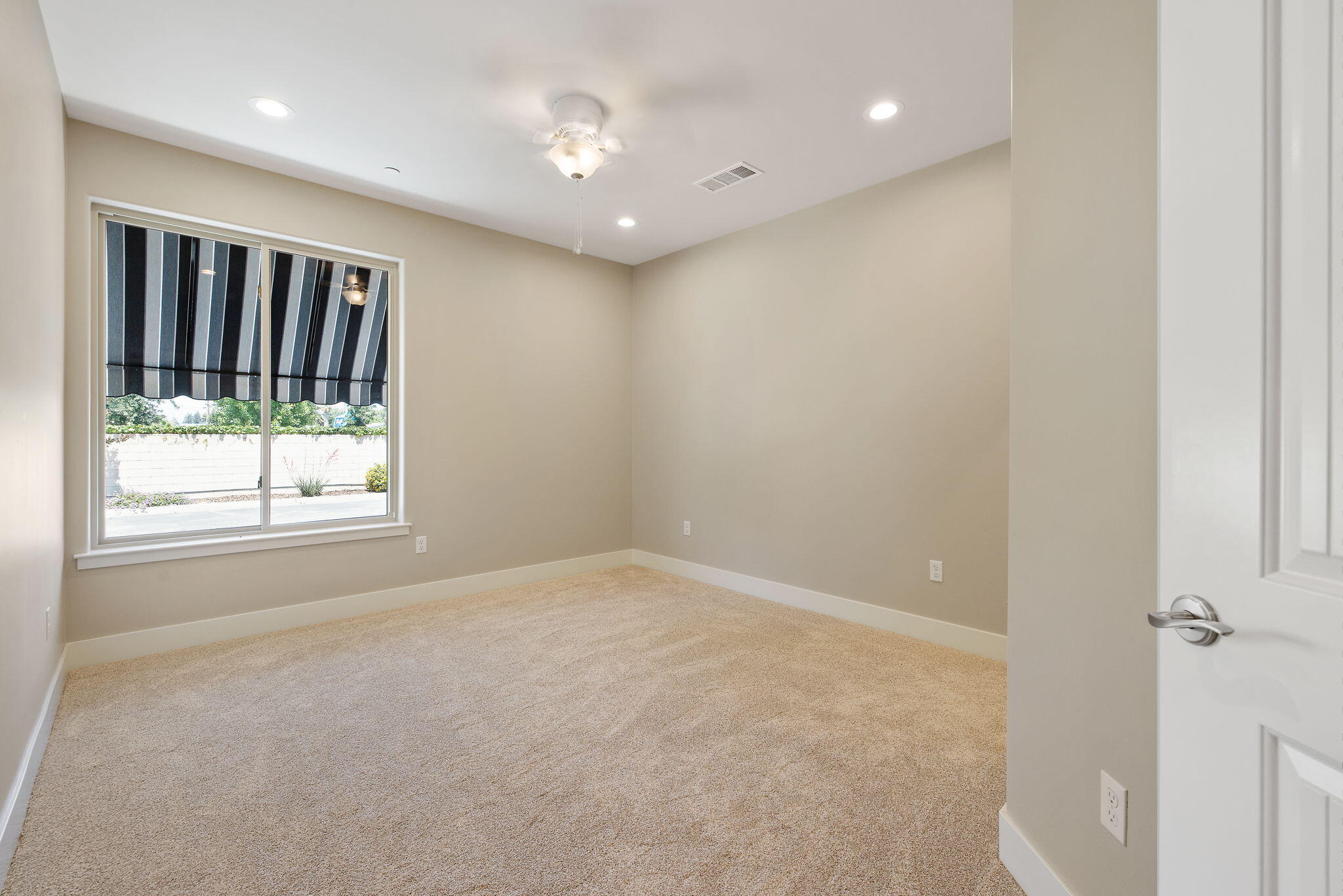 546 Little Lane