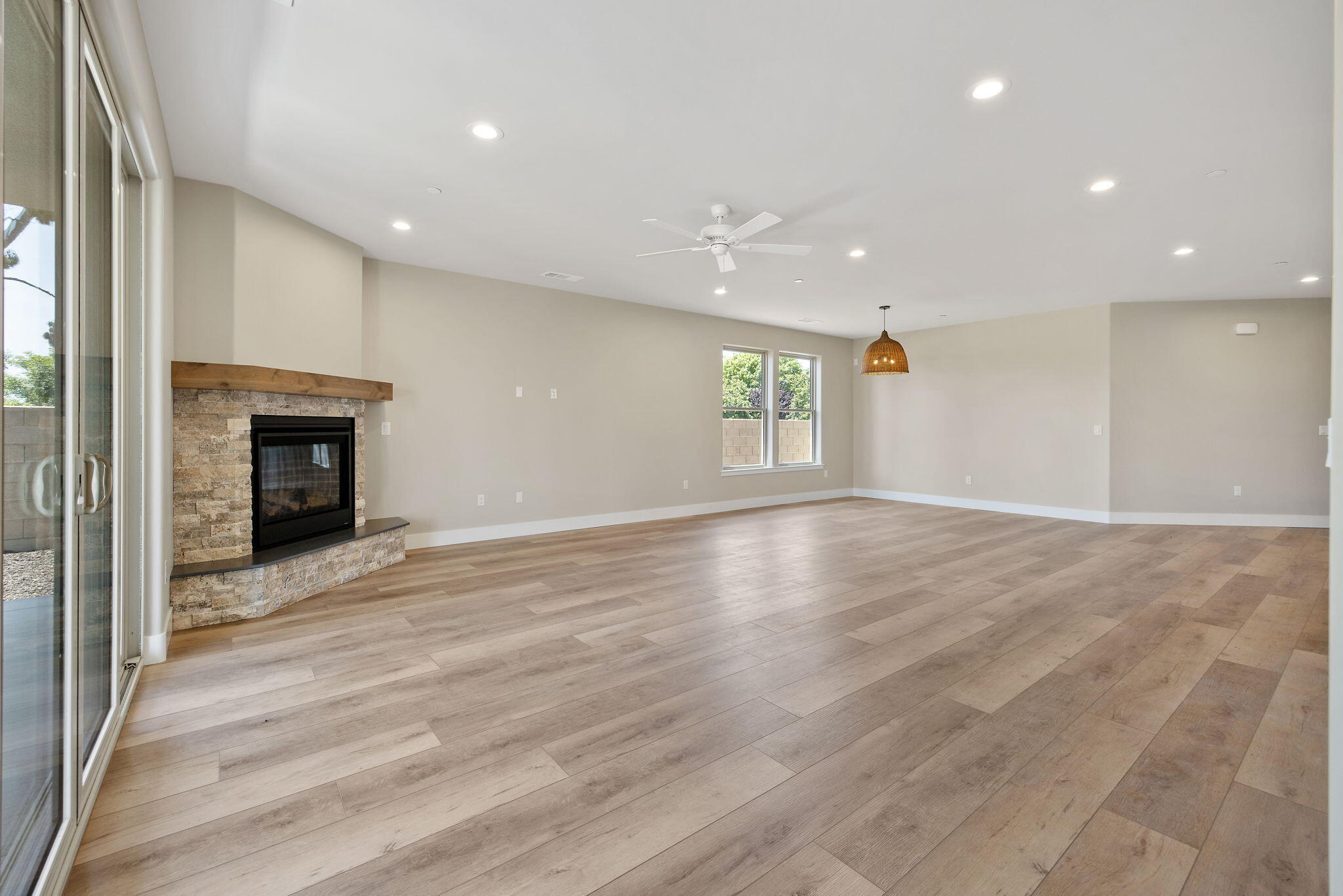 546 Little Lane