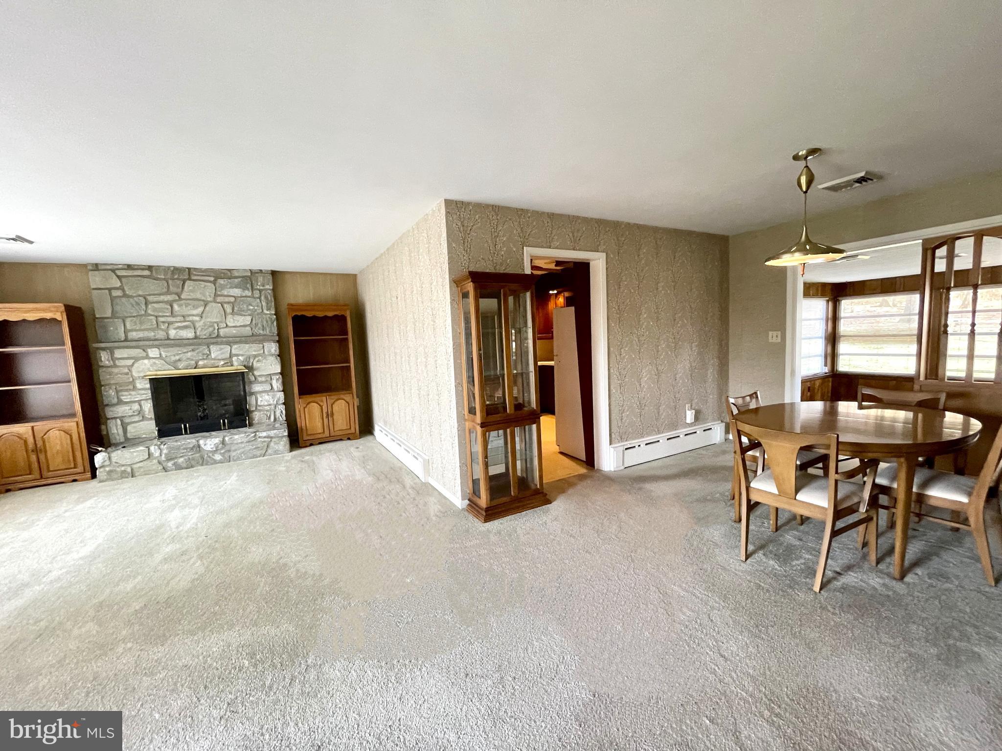 4488 N TWIN VALLEY ROAD