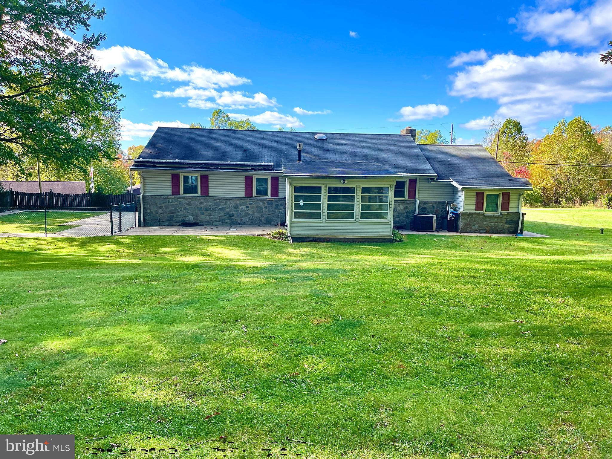 4488 N TWIN VALLEY ROAD