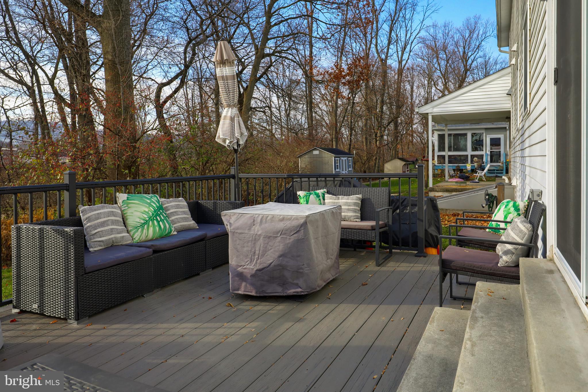 2460 JEFFERSON AVENUE