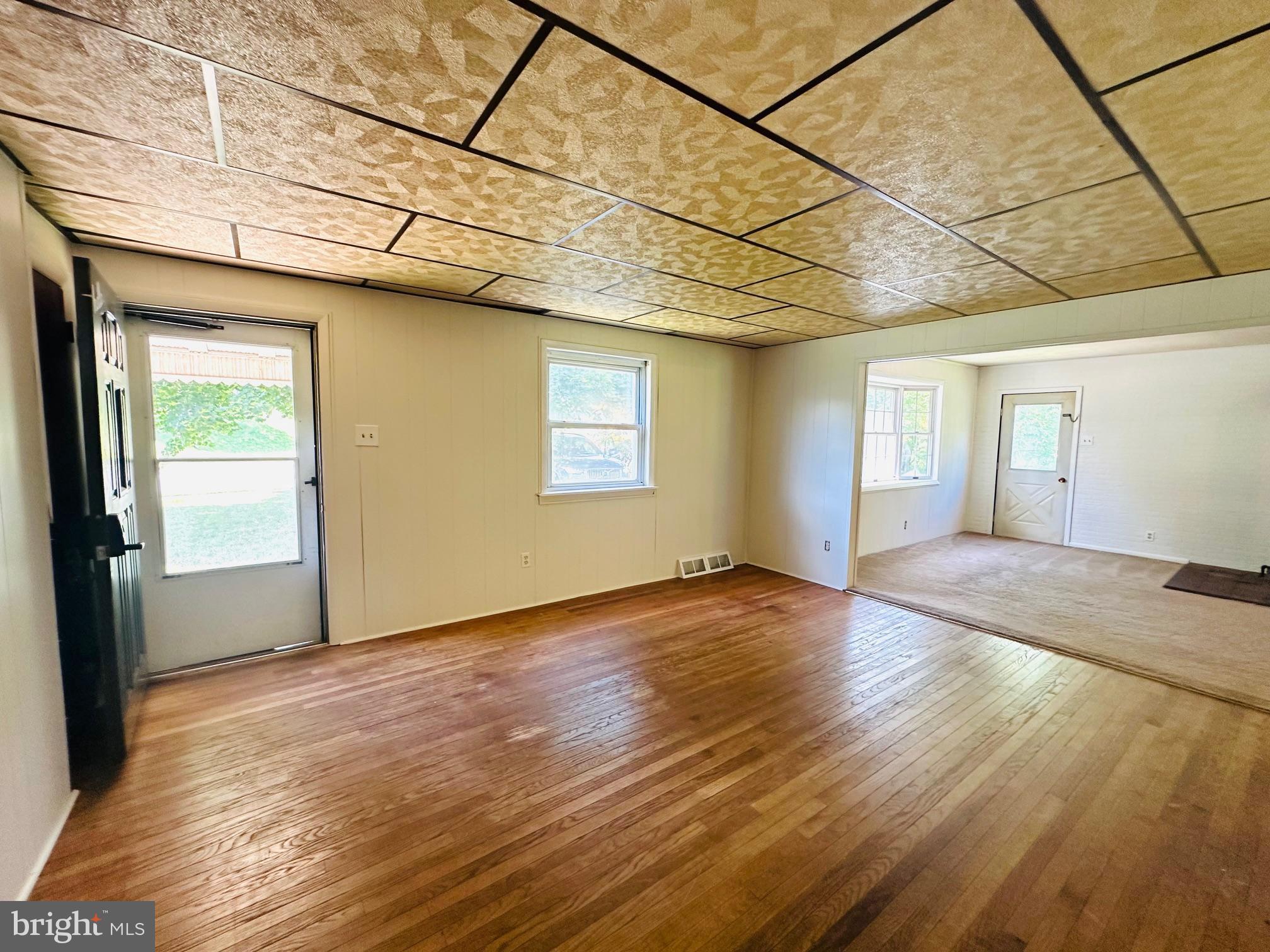 503 OLD AIRPORT ROAD