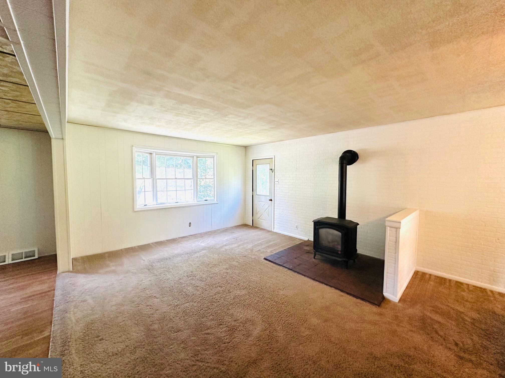 503 OLD AIRPORT ROAD