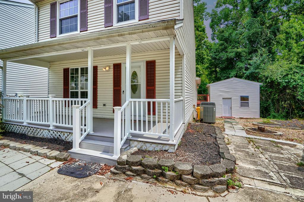 8533 Skipjack Pl