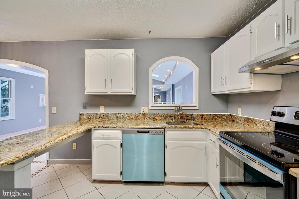 8533 Skipjack Pl