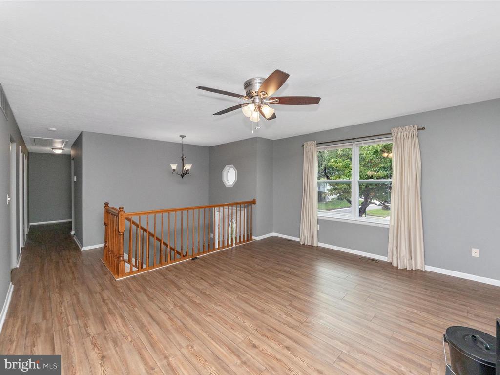 337 NATURE WALK LANE