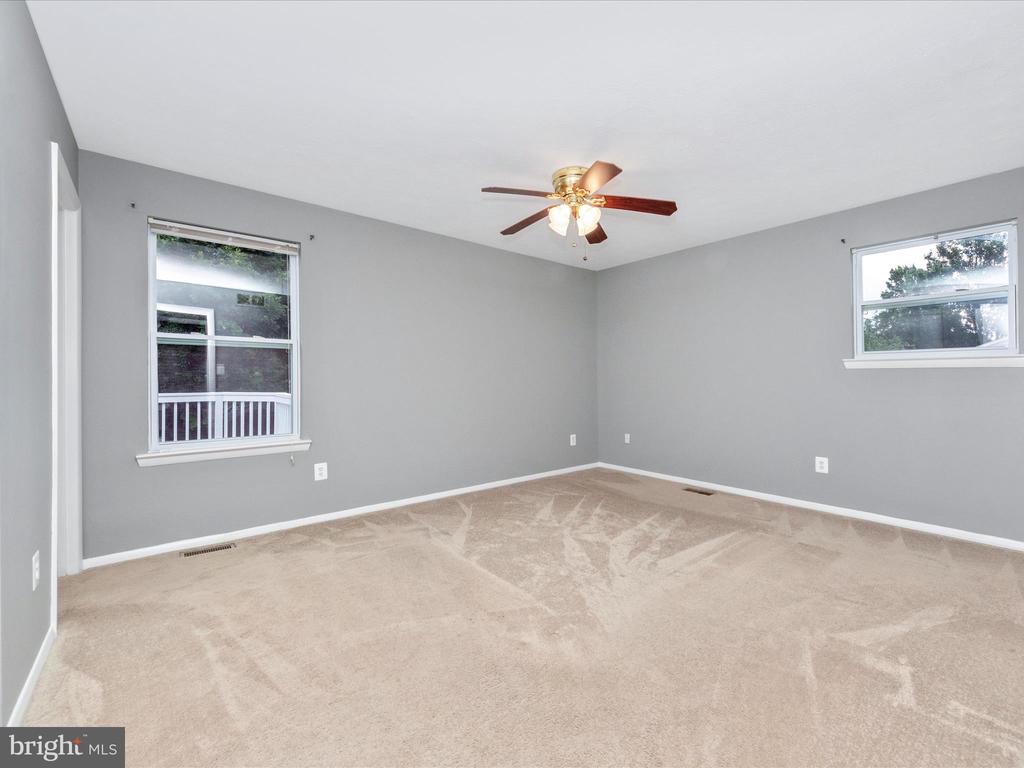 337 NATURE WALK LANE