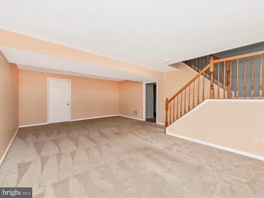 337 NATURE WALK LANE