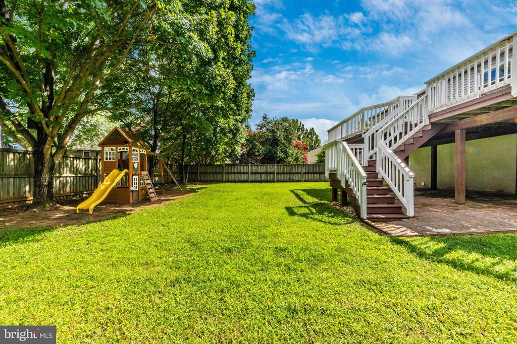 337 NATURE WALK LANE