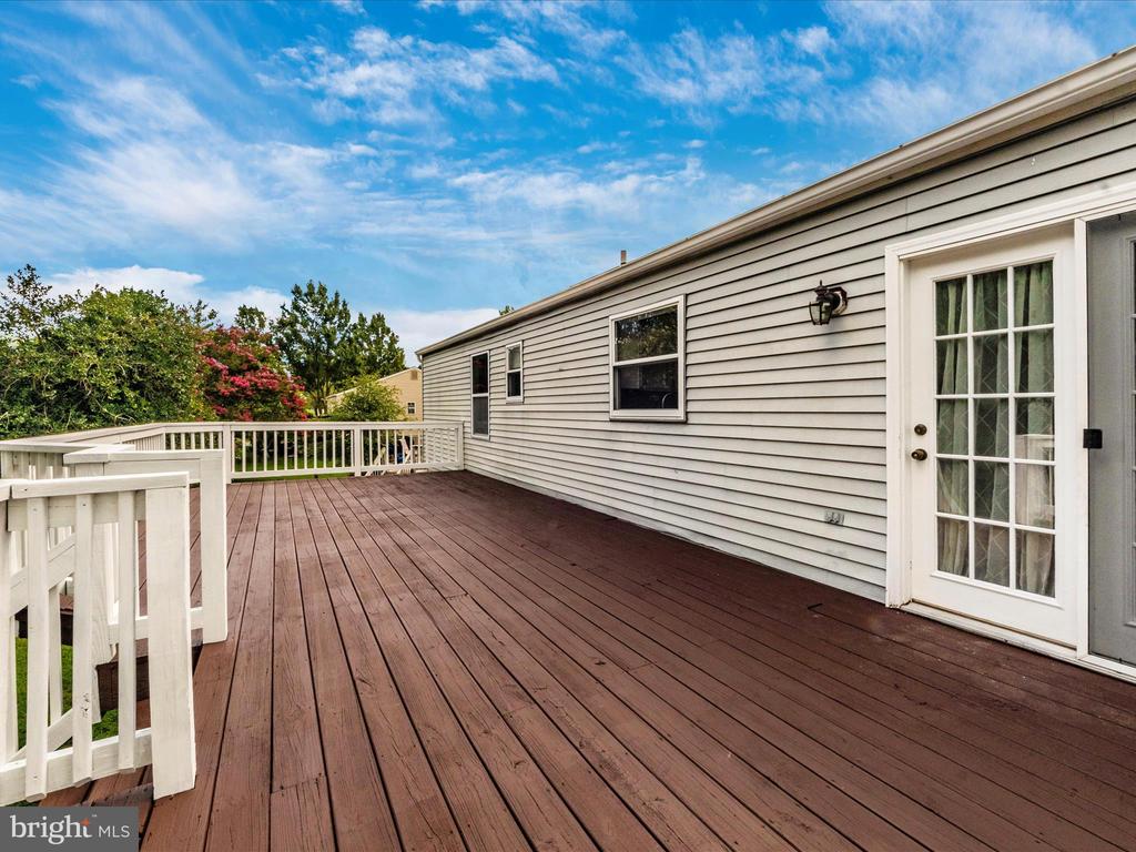 337 NATURE WALK LANE