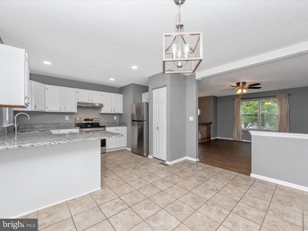 337 NATURE WALK LANE