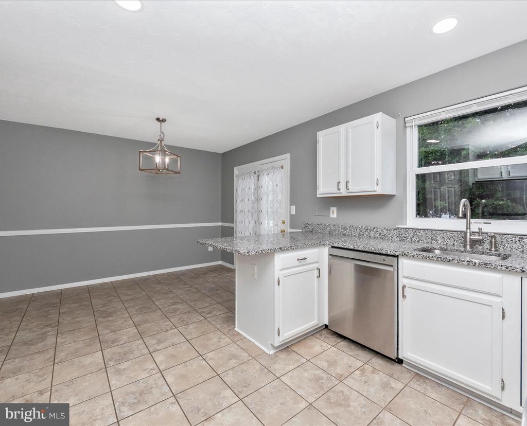 337 NATURE WALK LANE