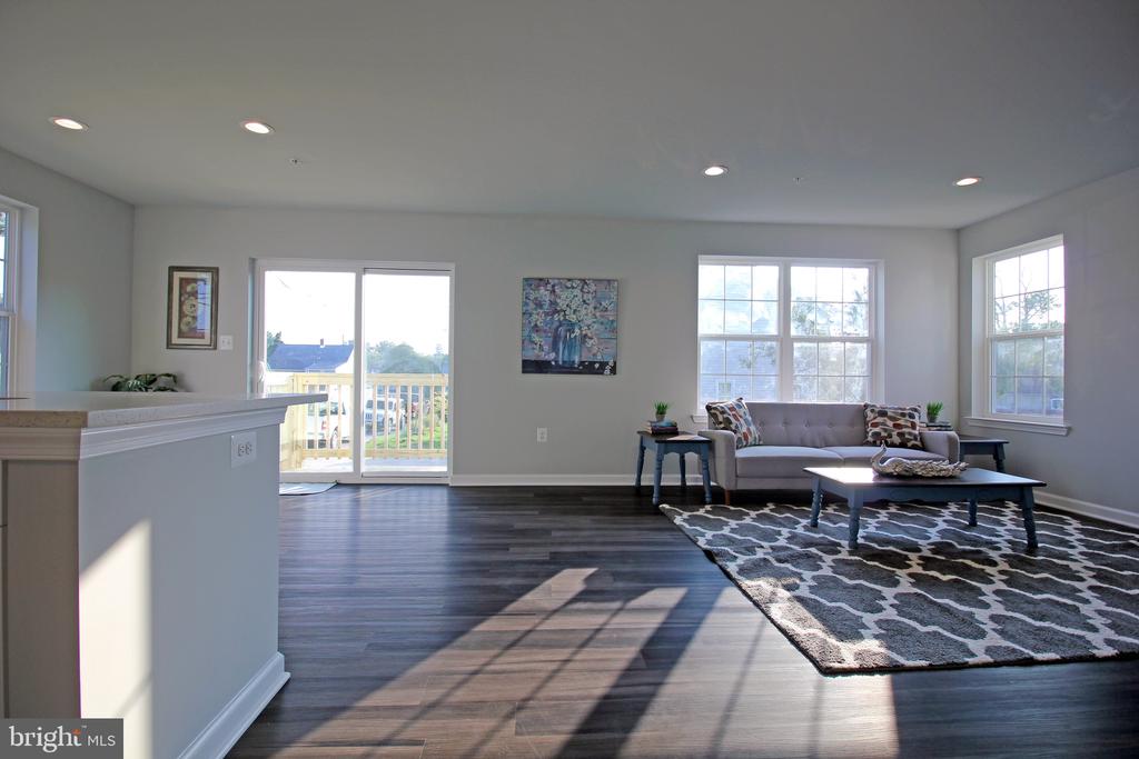 220 GREENWAY ROAD SE