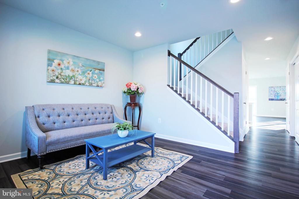 220 GREENWAY ROAD SE