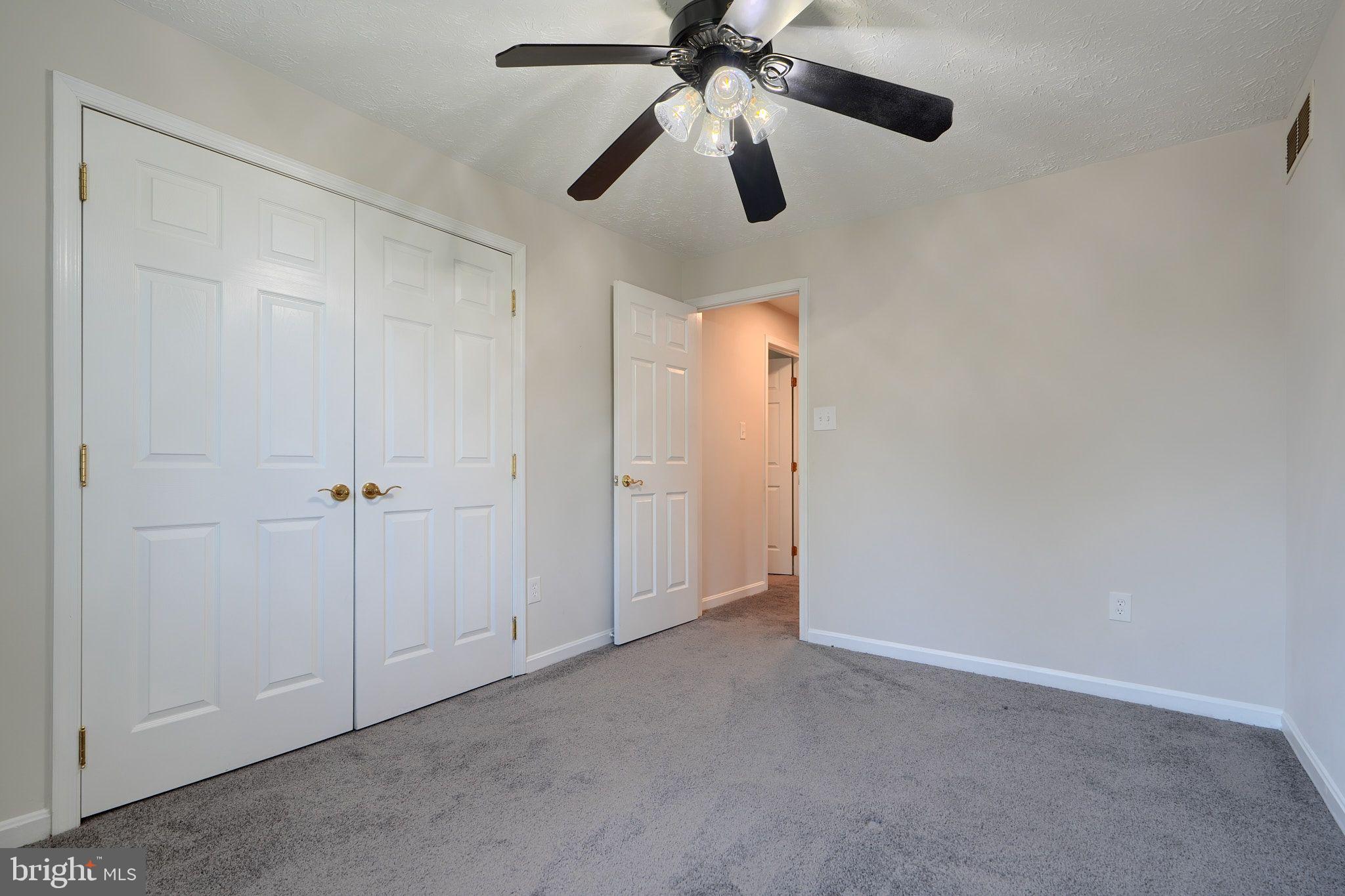 100 Poplar Ave