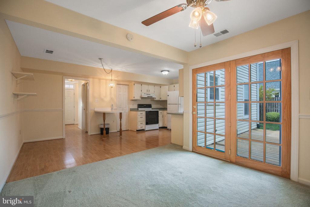 2454 YARMOUTH LANE