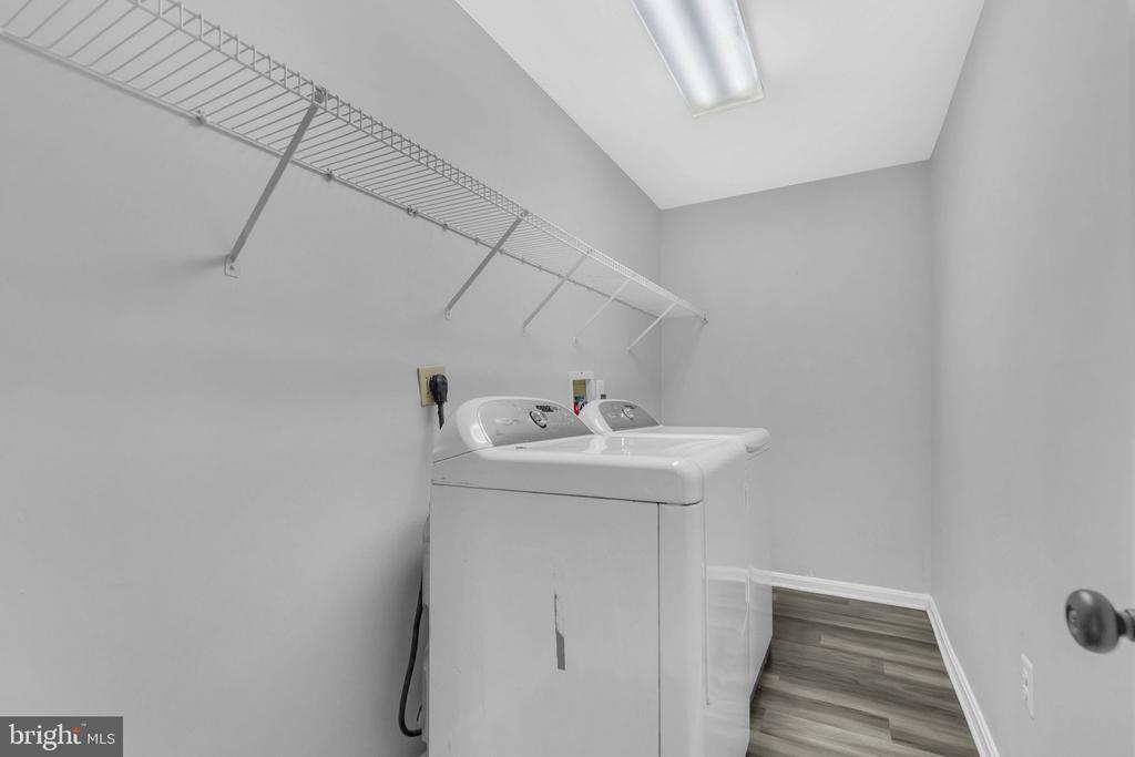 6611 BUSKIN LANE
