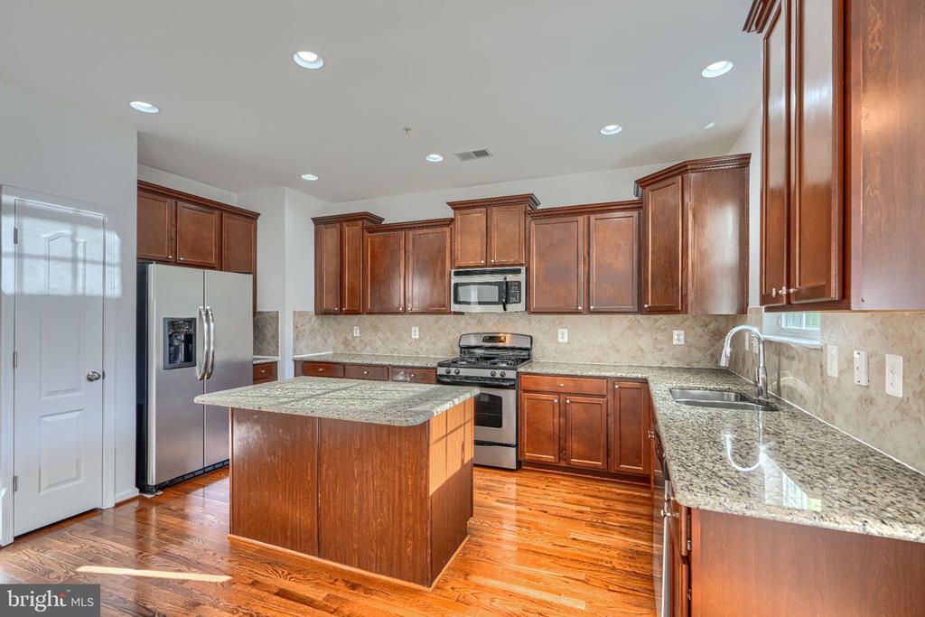 7418 MACON DRIVE