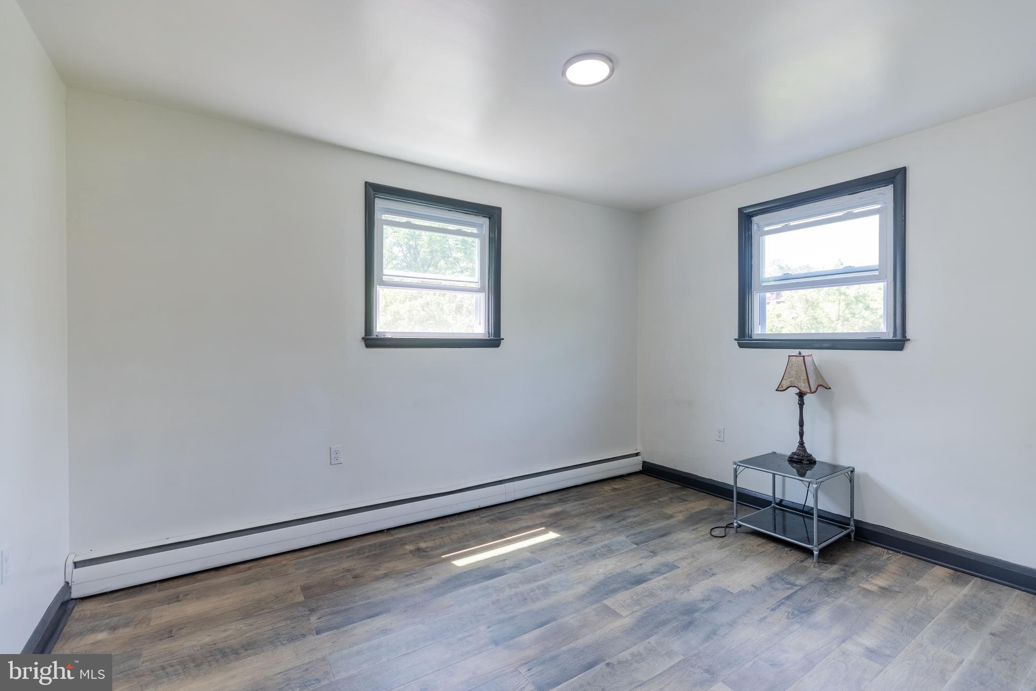 4807 1/2 Calumet Ave