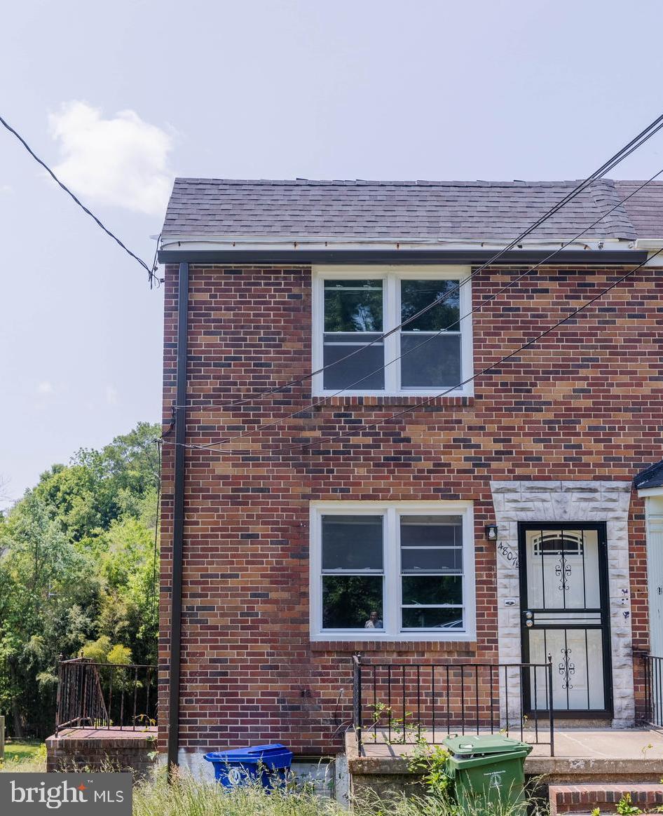 4807 1/2 Calumet Ave